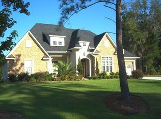 76 Channing Dr, Richmond Hill, GA 31324