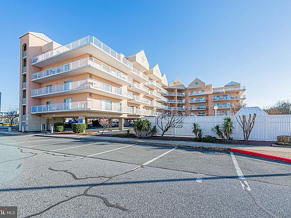 3rd image of 103 125th St #30300