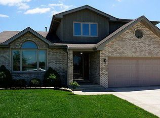 7263 W Lakeside Ct, Frankfort, IL