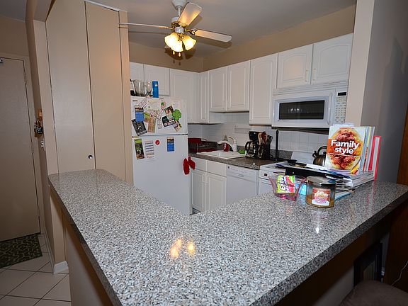 3rd image of 1355 N Sandburg Ter APT 1803