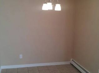 1346 Sunfield St APT 2, Sun Prairie, WI 53590