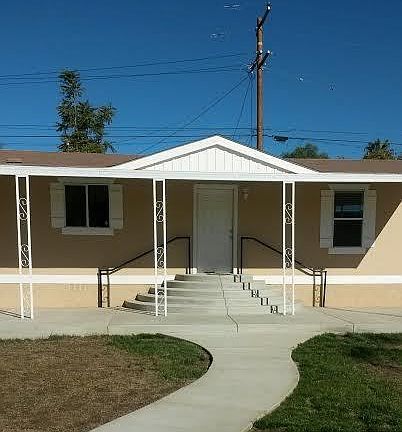 4th image of 32568 Crescent Ave