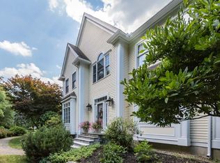 27 Dole Hill Ln, Boxford, MA 01921