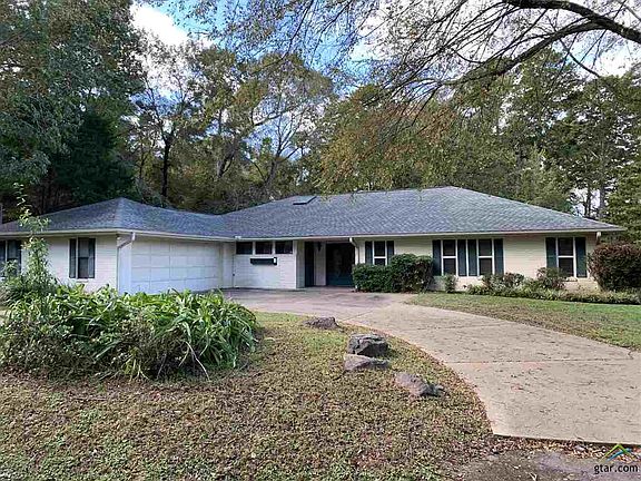 2nd image of 16295 Hickory Ln