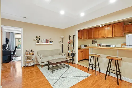 2401 H St NW #215 Photo 1