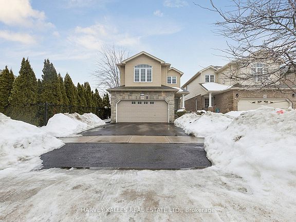2nd image of 409 Tealby Cres