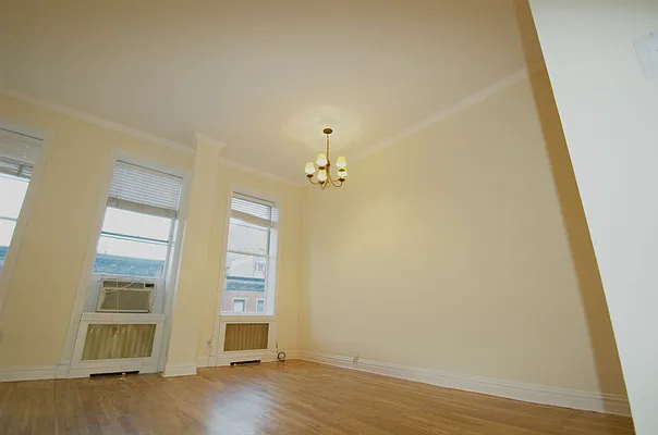 Rented by BLU Real Estate | media 26