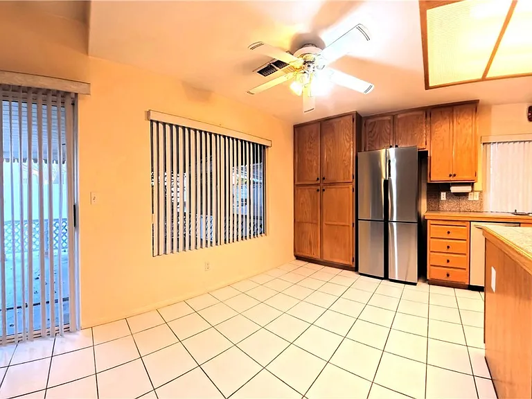 4844 Jadero Dr — Photo 10