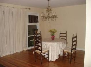 432 Foster Dr, Springfield, PA 19064