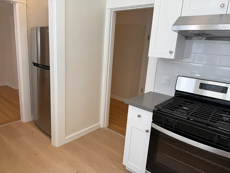 1871 Sacramento St #2 — Photo 5