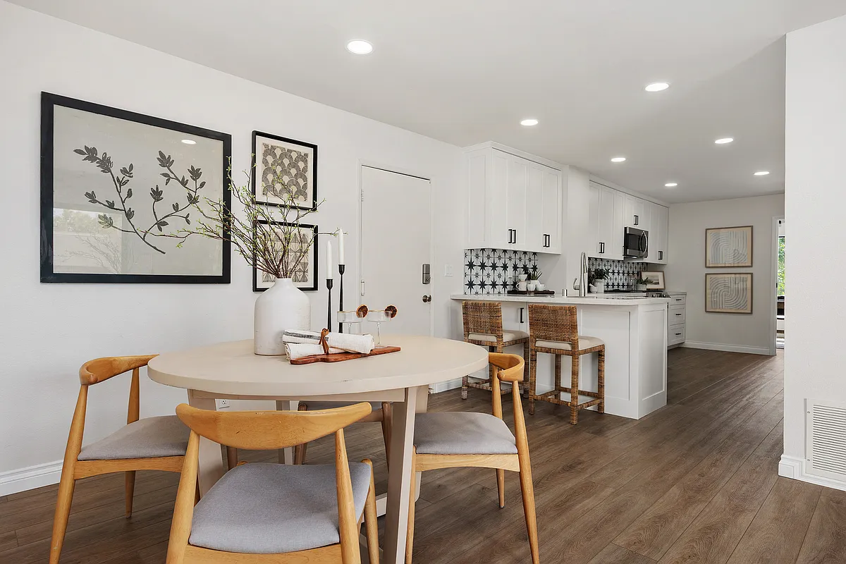 6660 Reservoir Ln — Photo 4