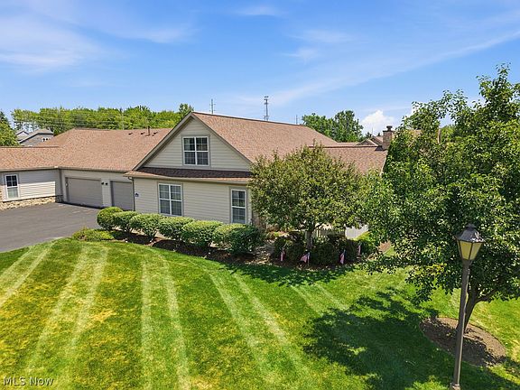 5th image of 870 Tara Dr