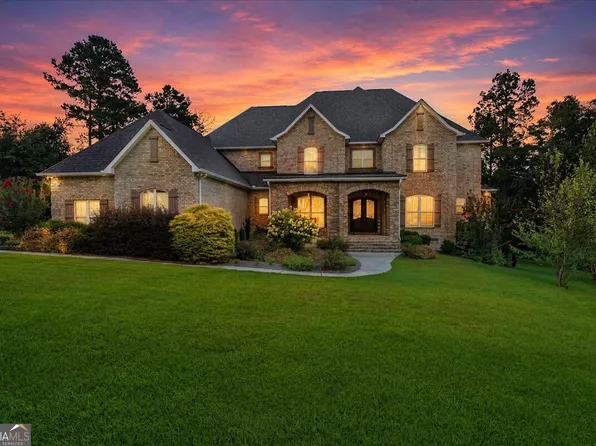 223 Yale Cir, Bonaire, GA 31005