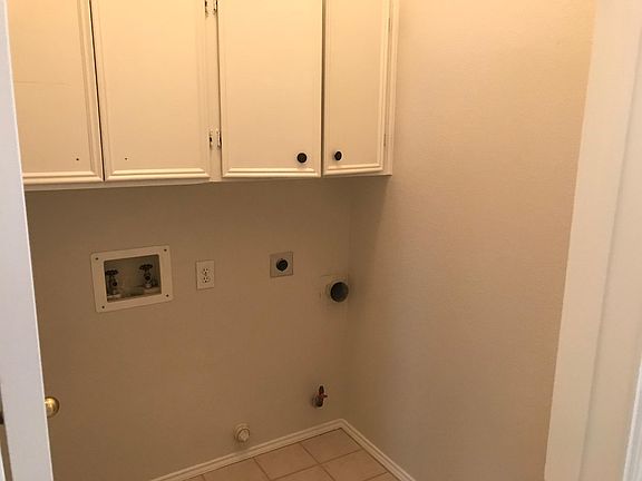 2nd image of 4312 Pearl Ct