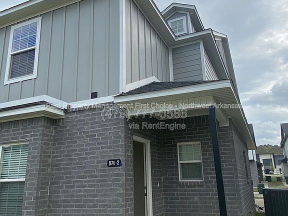 4th image of 929 S Amarillo Ave #1