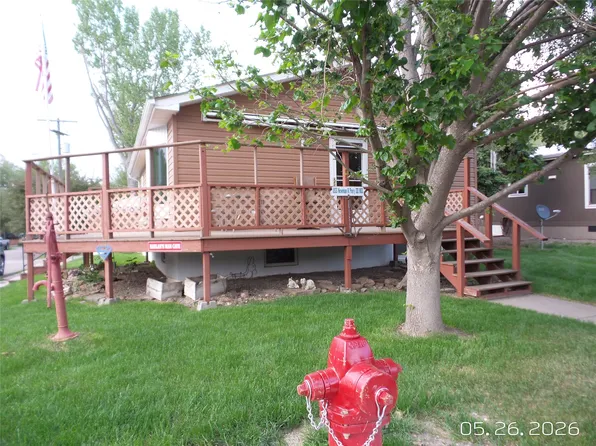 5 Millard St, Belt, MT 59412