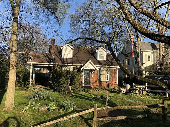 2nd image of 2226 Fox Ave