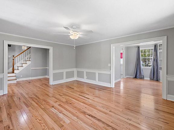 4th image of 4721 Marlboro Pl