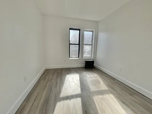 Rented by New Amsterdam Realty Group | media 30