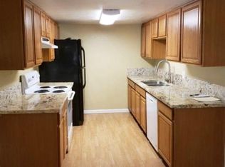 8069 Via De Palmas Ln APT 4, Fair Oaks, CA 95628