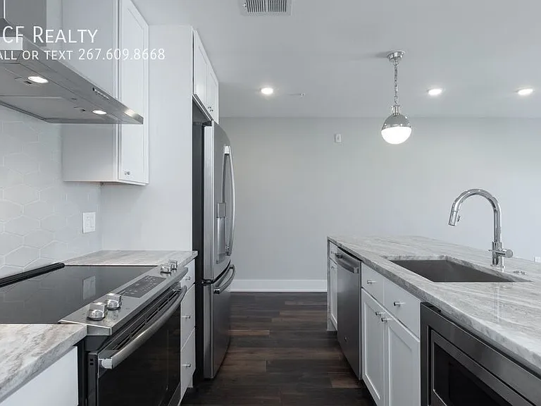 711 N 16th St #3 — Photo 20