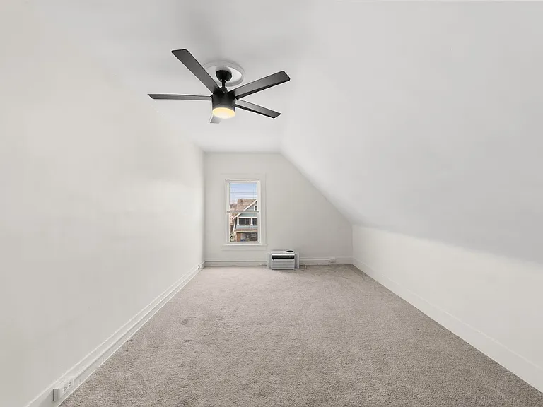 1422 Alameda Ave — Photo 18