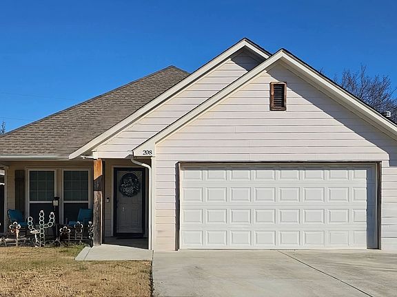 5th image of 208 Lovers Path Dr