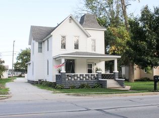 403 N Range St, Wolcott, IN 47995