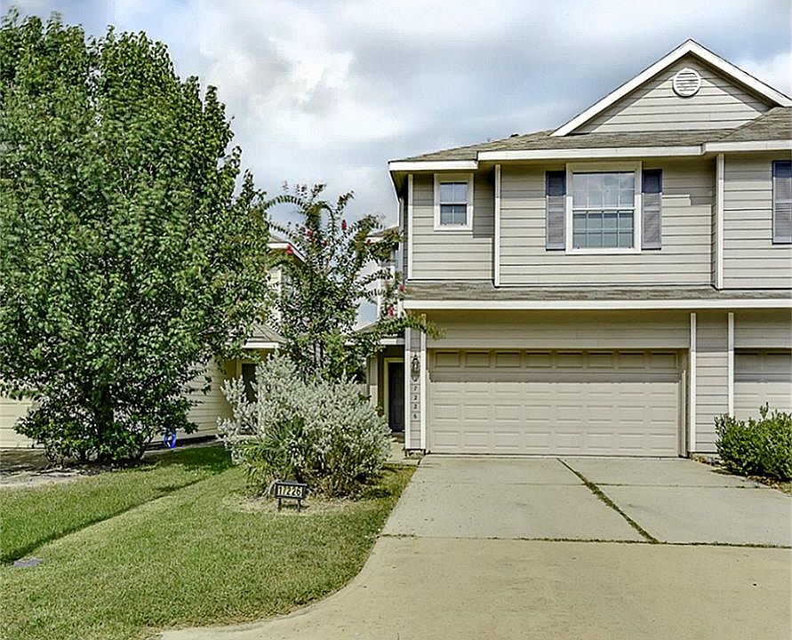 1st image of 17226 Oakwood Chase Dr