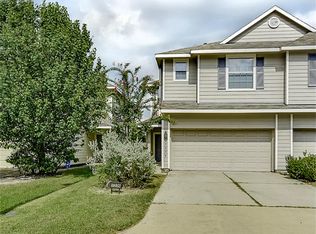 17226 Oakwood Chase Dr, Spring, TX 77379