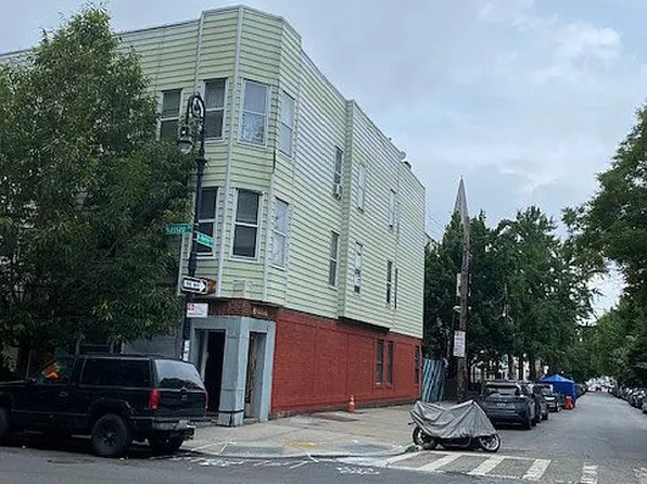 221 Nassau Ave, Brooklyn, NY 11222