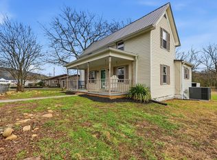 436 Church St, Graysville, TN 37338