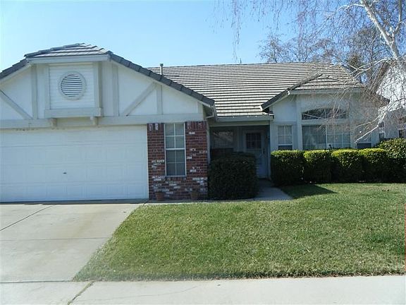 3rd image of 8343 Coven Hills Pl