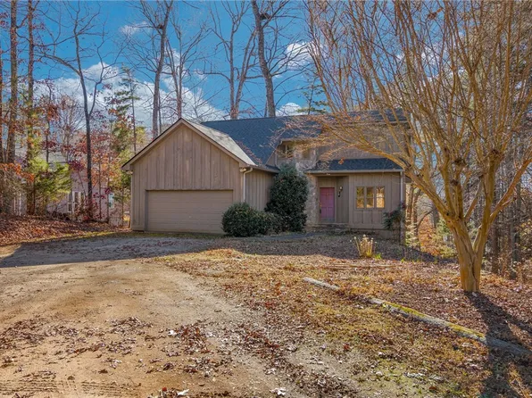 125 Cove Nook, Six Mile, SC 29682