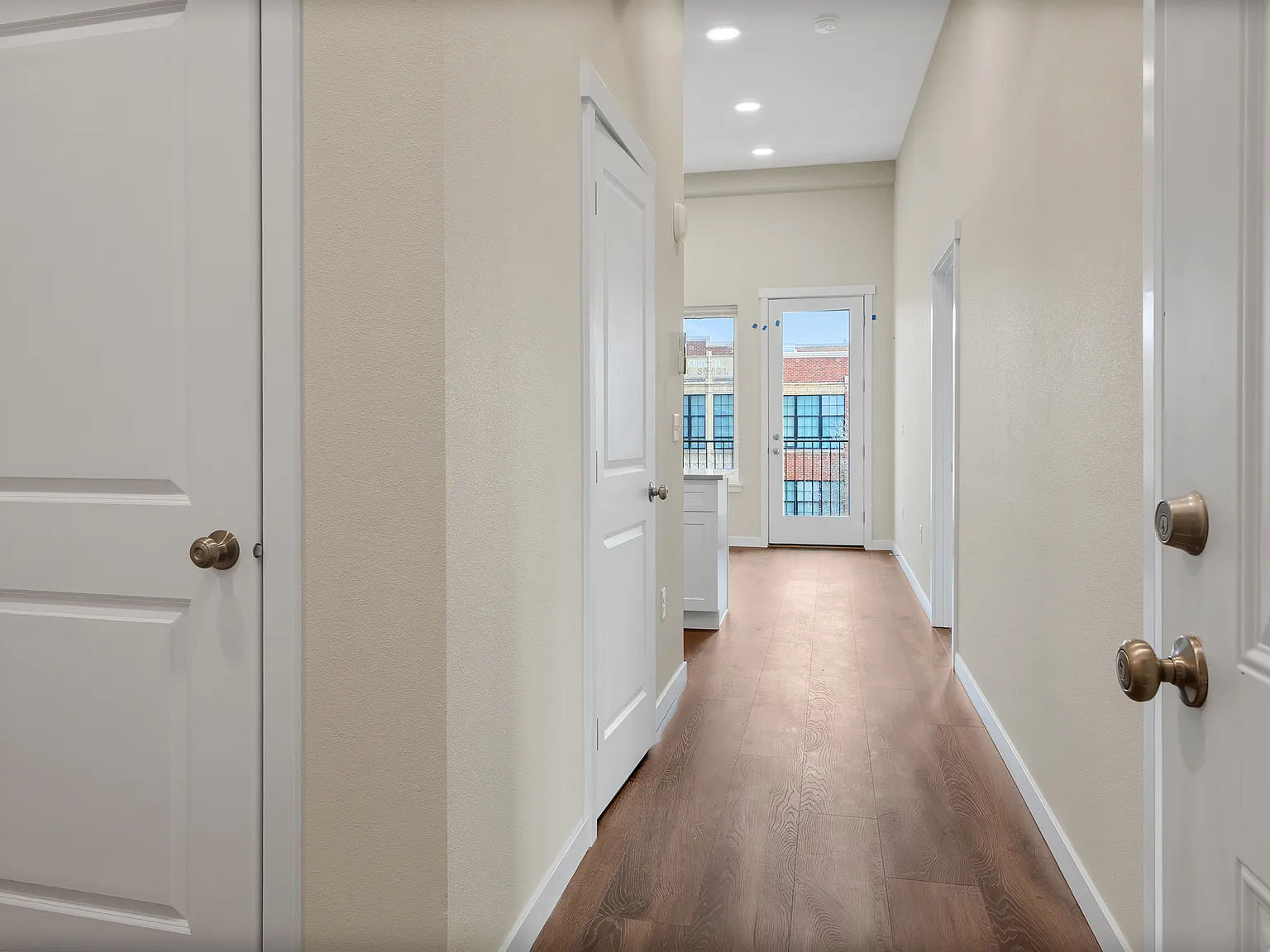 2108 S J St — Photo 1
