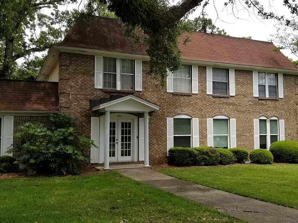 1st image of 3303 Kingswood Ct #5