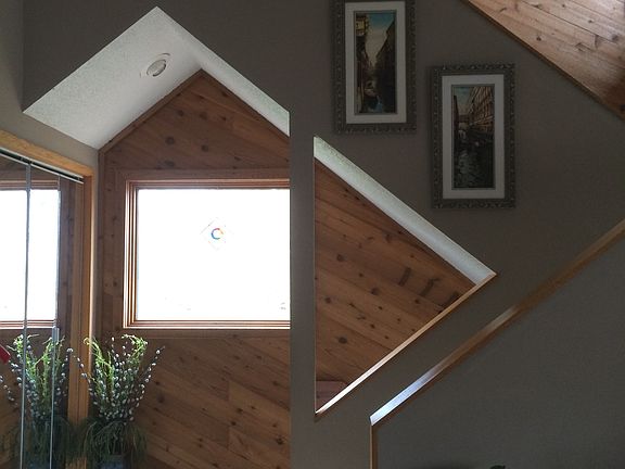 4th image of 1008 Golfview Dr