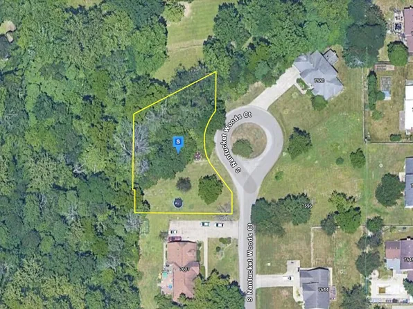 7595 S Nantucket Woods Ct, Terre Haute, IN 47802