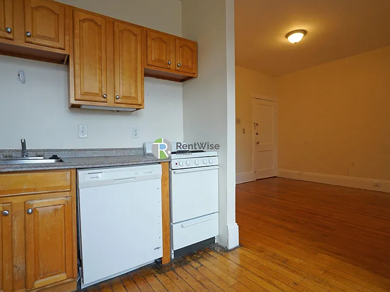 1210 Commonwealth Ave #7 — Photo 7