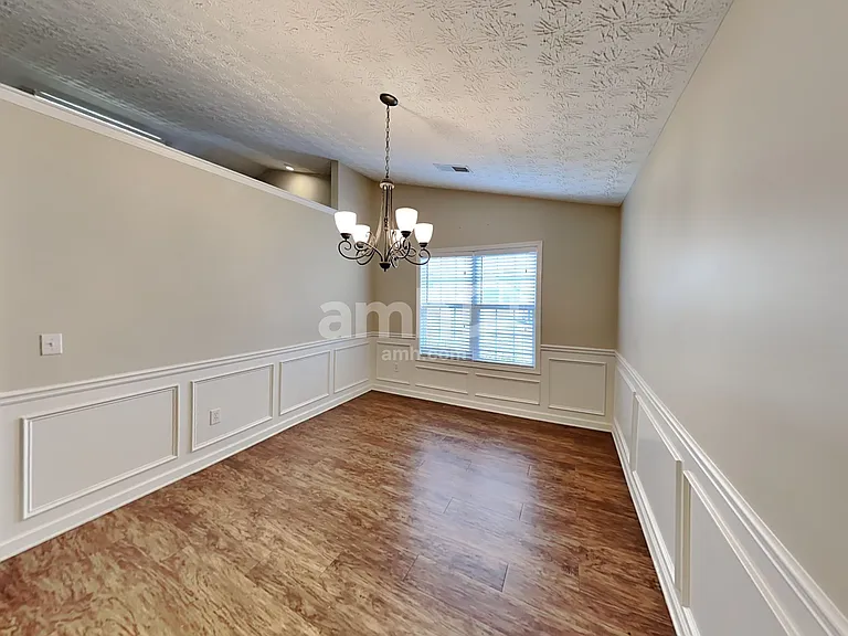 2166 Blueberry Ln — Photo 5