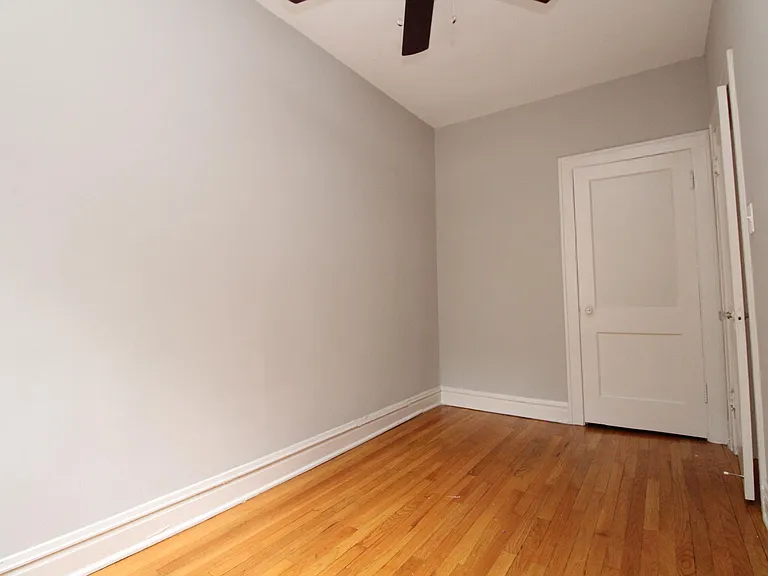 1953 N Cleveland Ave #2F — Photo 11