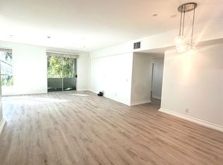 1430 S Beverly Glen Blvd APT 204, Los Angeles, CA 90024