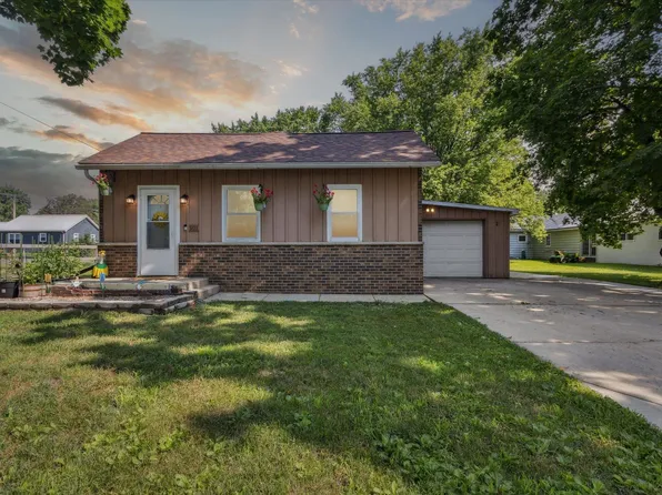 503 14th St, Brodhead, WI 53520