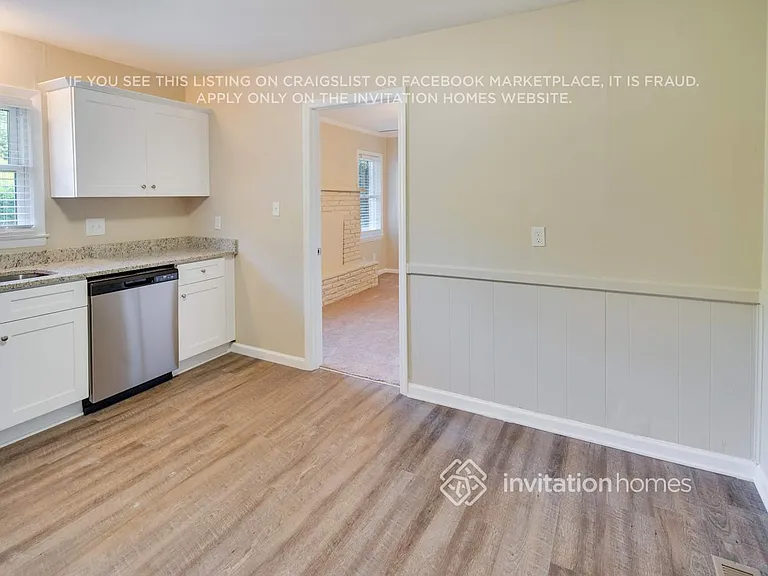909 Friendly Pl — Photo 11