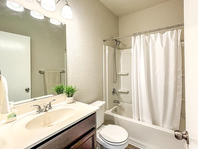 9023 Alvarado Bnd — Photo 23