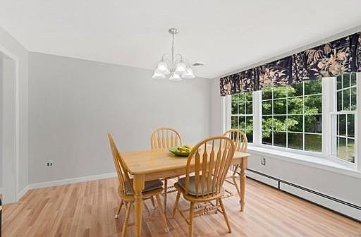 5th image of 18 Wisteria Dr