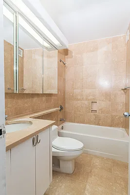 Rented by Luxury Habitat | media 7