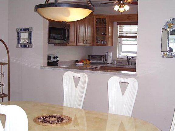 5th image of 7920 Sun Island Dr S APT 401