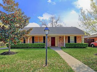 1318 Valleta Dr, Houston, TX 77008