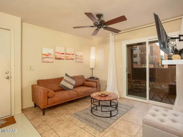 1810 E Blacklidge Dr APT 106, Tucson, AZ 85719